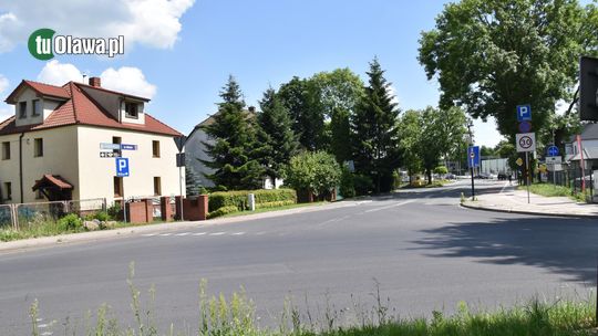 Bo ciężarówki niszczą studzienki
