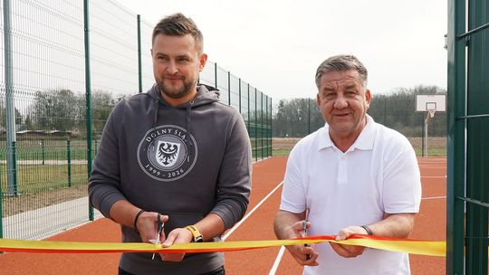Boisko i korty w Bystrzycy już gotowe