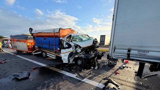 Kierowca zginął. Jeden dzień i aż trzy zdarzenia na autostradzie
