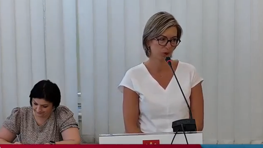 O sobie, o wizji, o planach. Nowa prezes przychodni przedstawiła się radnym
