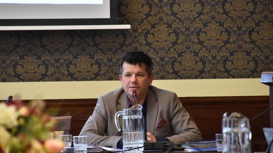 Oława przekaże 300 tys. zł na budowę zatoki autobusowej przy PKP