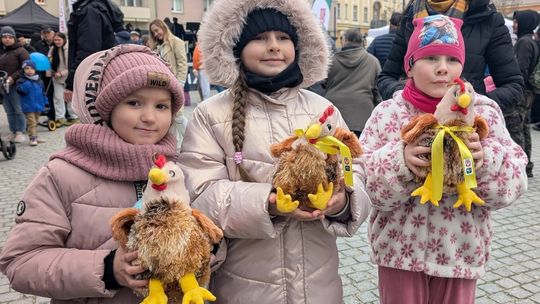OŁAWA W Rynku trwa Jarmark Wielkanocny