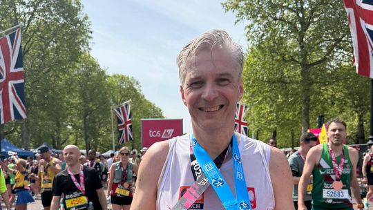 Oławianin w elitarnym gronie maratończyków. Janusz Błach ukończył sześć największych maratonów świata