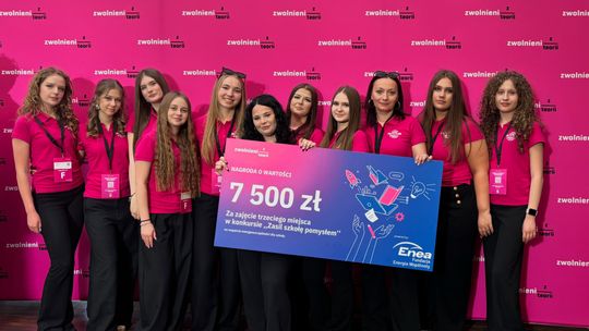 Pierwszoklasistki z Sobieskiego z ogólnopolską nagrodą