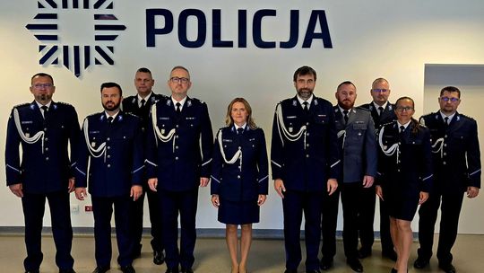 Po 18 latach służby odeszła na emeryturę. Pożegnanie Anety Dratwy w oławskiej komendzie