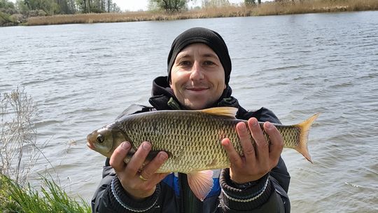 Poszedł na leszcza, a wyciągnął jazia. I to jakiego!