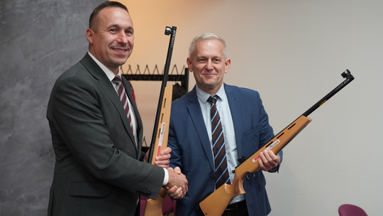 Strzelnica w każdej szkole - nowy program Urzędu Marszałkowskiego Województwa Dolnośląskiego