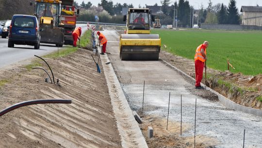 Kiedy koniec prac nad kolejnym odcinkiem ścieżki pieszo-rowerowej z Oławy do Jaczkowic