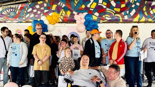 Trzy dekady wsparcia. Stowarzyszenie "Tęcza" zorganizowało piknik z okazji 30-lecia