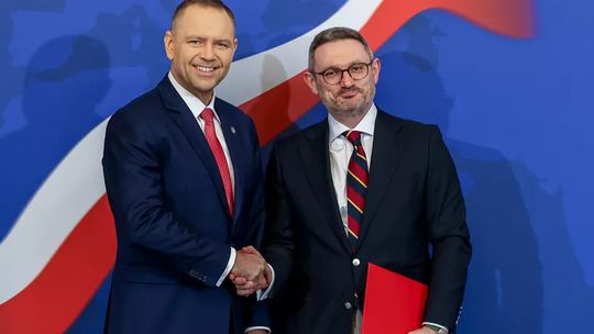 Prezydent RP Karol Nawrocki i Tomasz Bajsarowicz