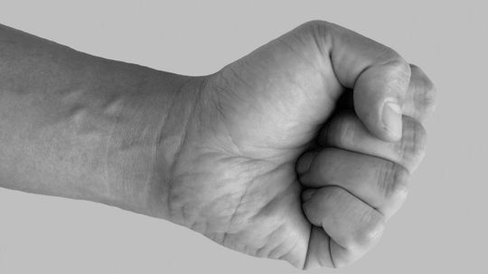 65-latek znęcał się nad żoną psychicznie i fizycznie