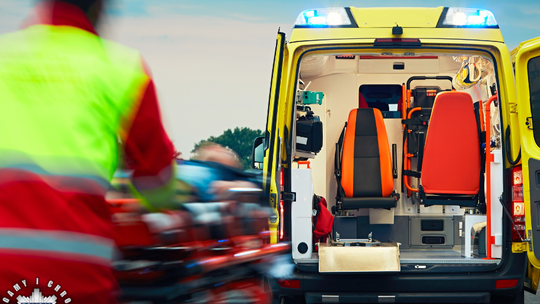 Znieważył i kierował groźby wobec ratowników medycznych