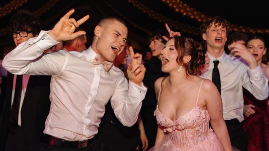 Zobacz, jak się bawili na studniówce (FILMIK)