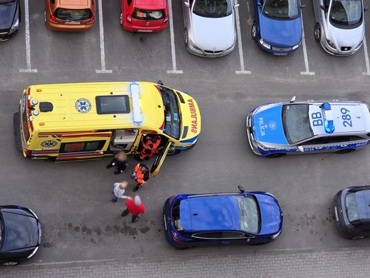 14-latek siedział na parapecie. To było piąte piętro!