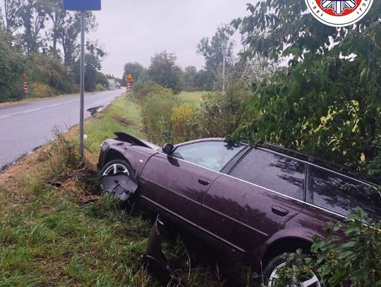 17-latek zabrał rodzicom auto i... skończył w rowie