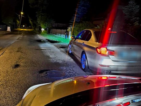 23-latek na zwykłej drodze pędził BMW 194 km/h!