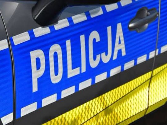63-latek uderzył rowerem w mijającą go Toyotę. Otrzymał dwa mandaty