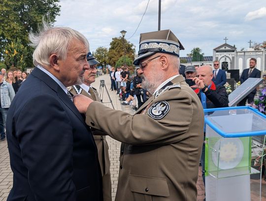 Aleksander Maciejewicz odznaczony srebrnym krzyżem