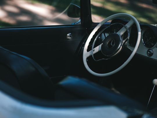 Amortyzacja samochodu w firmie – co powinni wiedzieć przedsiębiorcy z Oławy i powiatu oławskiego?