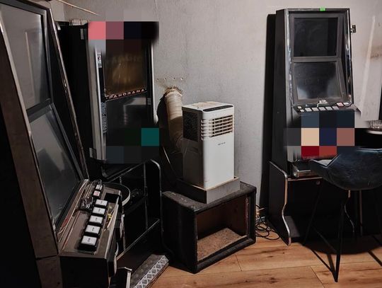 Automaty do gier hazardowych ukryto w tym pomieszczeniu