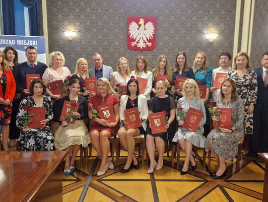 Awanse zawodowe oławskich nauczycieli. Lista jest długa