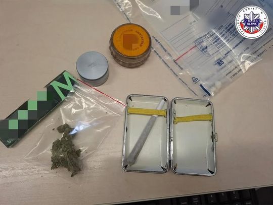 Bez prawka, za to z... narkotykami Bez prawka, za to z... narkotykami