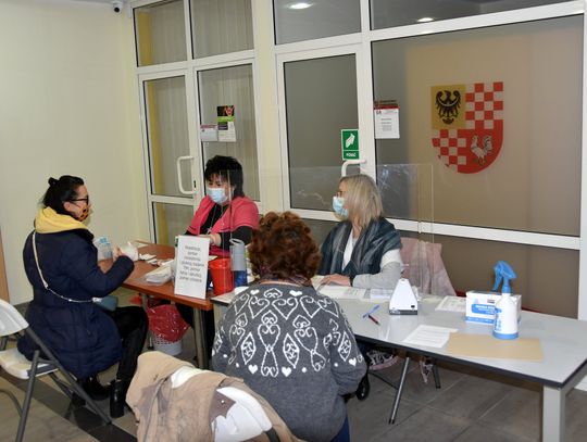 Biała sobota w starostwie. Skorzystało prawie 100 mieszkańców