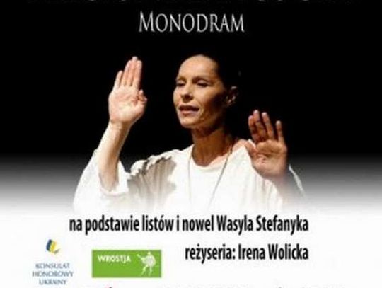 Białe motyle, plecione łańcuchy