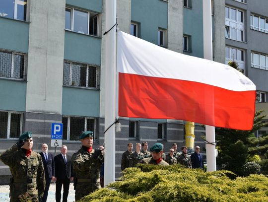 Biało-czerwona na maszt!