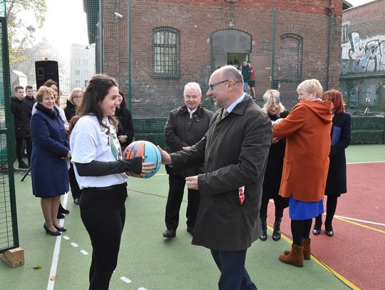 Boisko już otwarte (ZDJĘCIA I FILMIK)