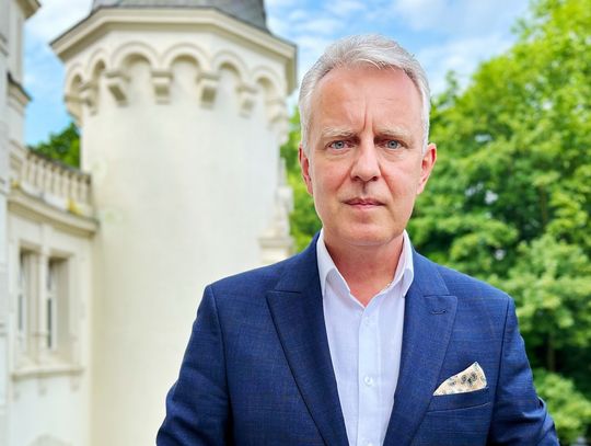 Burmistrz Jelcza-Laskowic Piotr Stajszczyk. Ile zarobił w 2024?