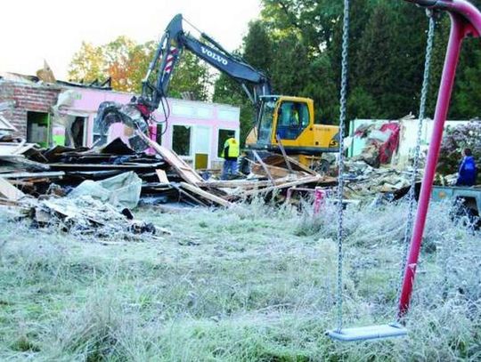 Burzą stare, obiecują nowe