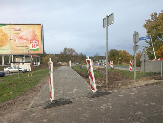 Chodnik już widać. Czekamy na remont nawierzchni Chodnik już widać. Czekamy na remont nawierzchni