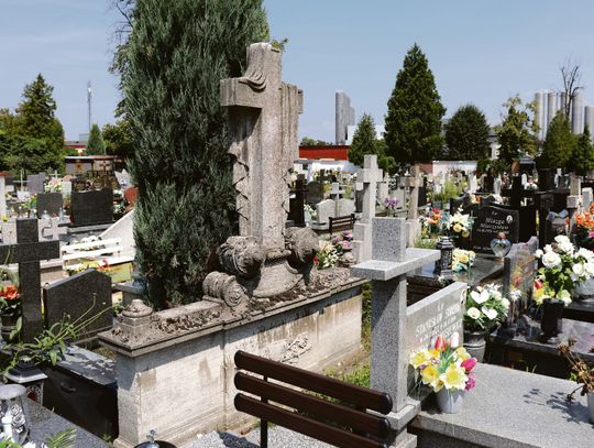 Cmentarze w Oławie mają być otwarte przed świętami!