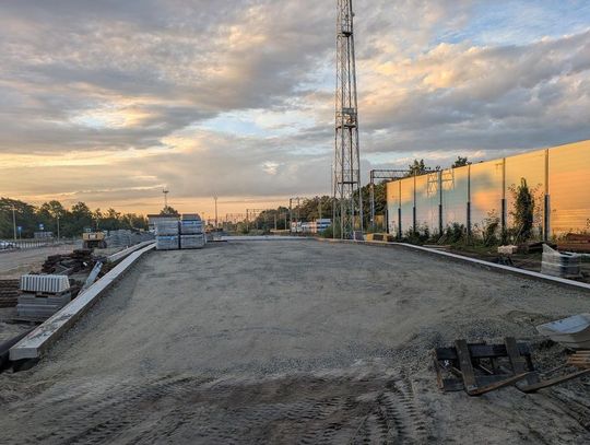 Czołgi mogą już z tej rampy zjeżdżać