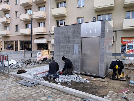 Czy do centrum Oławy wróci toaleta samoobsługowa?