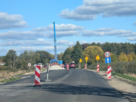 Czy dzisiaj wieczorem znów zamkną tę drogę? A pojutrze?