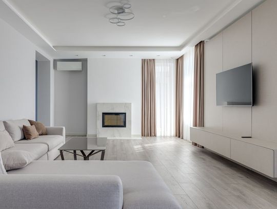 Czy tani telewizor może oferować dobrą jakość obrazu?