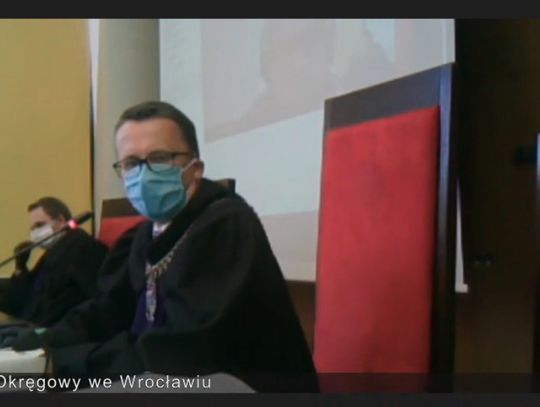 Dam sobie rękę uciąć, że słyszałem, jak Irek mówił do żony, aby spaliła spodnie