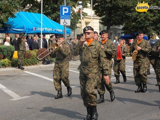 Defilada, życzenia i odznaczenia