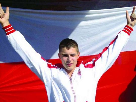 Dereń znowu w czołówce