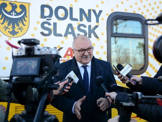 Dolny Śląsk rozwija kolej! Samorząd Województwa przejął cały pakiet linii do rewitalizacji