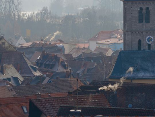 Dolny Śląsk walczy ze smogiem. Zakontraktowano już niemal 2 mld zł