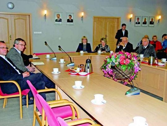 Domaniów ma szansę na kanalizację, trudniej z obwodnicą Oławy