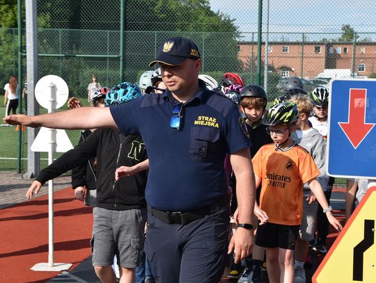 Dziś w Dwójce zdawali na kartę rowerową