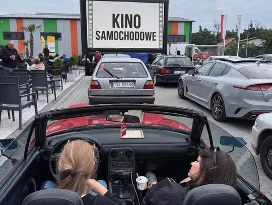 Dziś w kinie samochodowym - a jakże - "Ferrari"