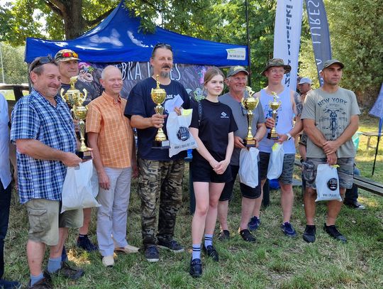 Edward Pająk złowił 75-centymetrowego szczupaka. Był najlepszy