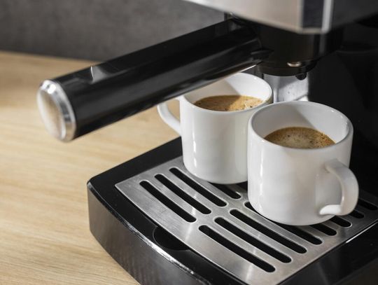 Ekspres automatyczny do kawy – czy warto go mieć w domu?