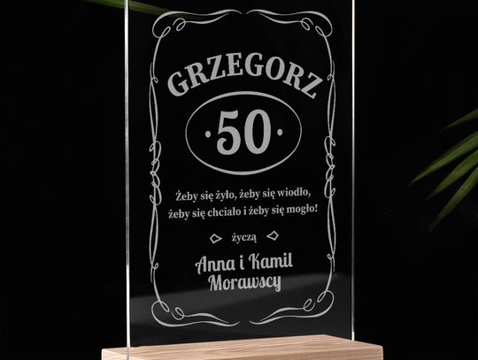 Grawerowana STATUETKA NA 50 URODZINY