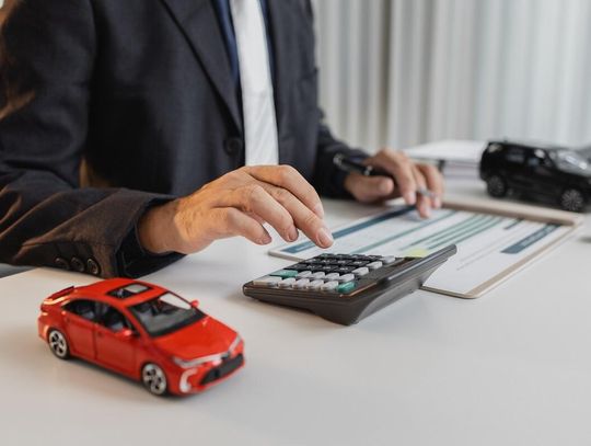 Finansowanie bez wychodzenia z biura. Jak działa leasing online i dlaczego warto z niego skorzystać?